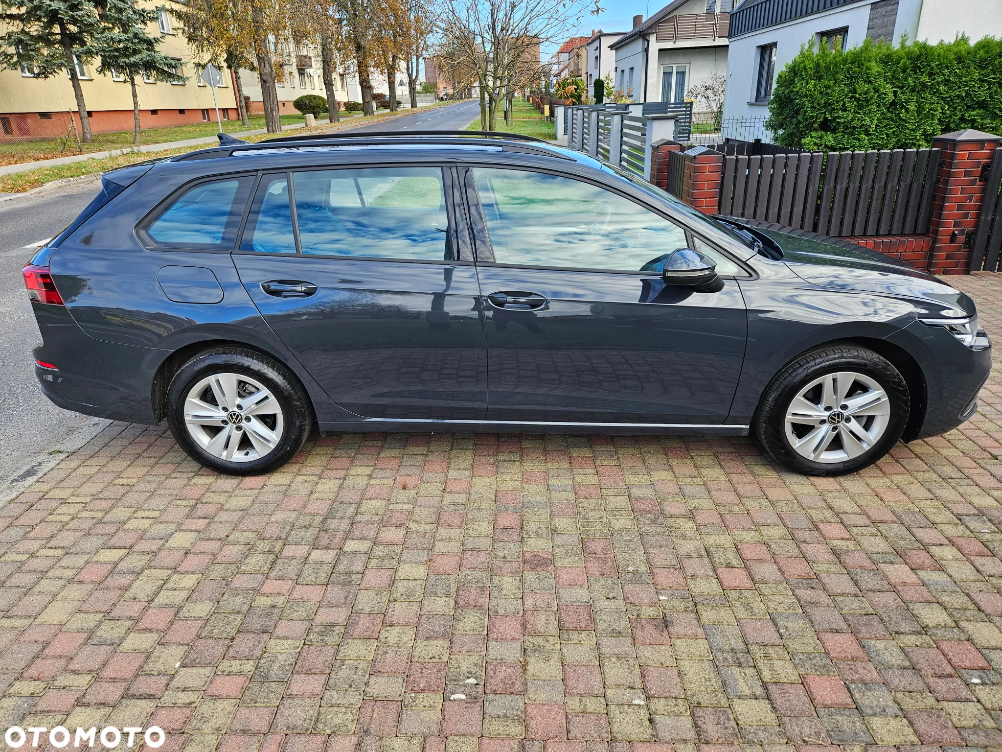 Volkswagen Golf VIII 1.5 TSI EVO Life - 17