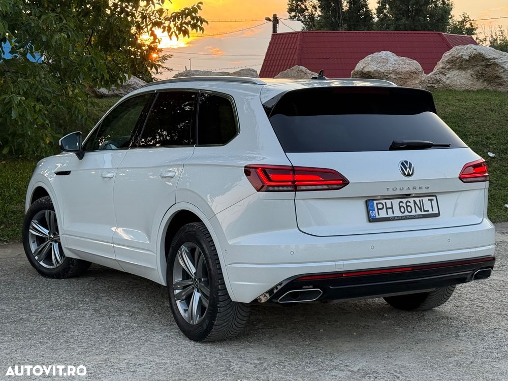 Volkswagen Touareg 3.0 V6 TDI SCR 4Motion Automatik R-Line - 4