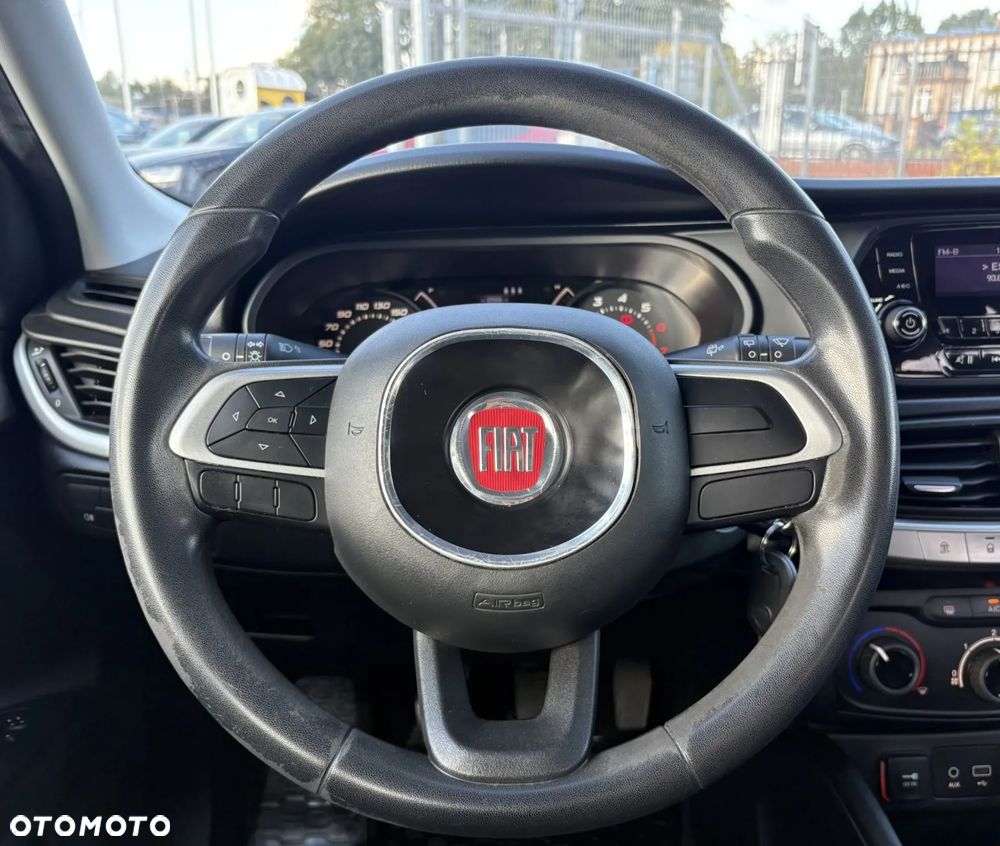 Fiat Tipo 1.4 16v Easy - 13