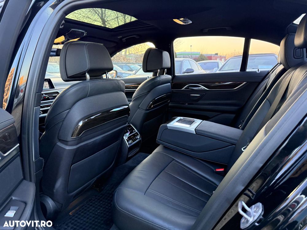 BMW Seria 7 730d xDrive - 25