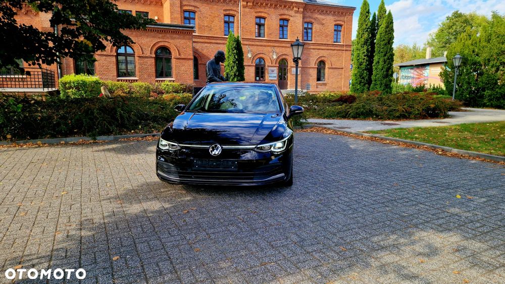 Volkswagen Golf 1.5 eTSI EVO Style DSG - 21