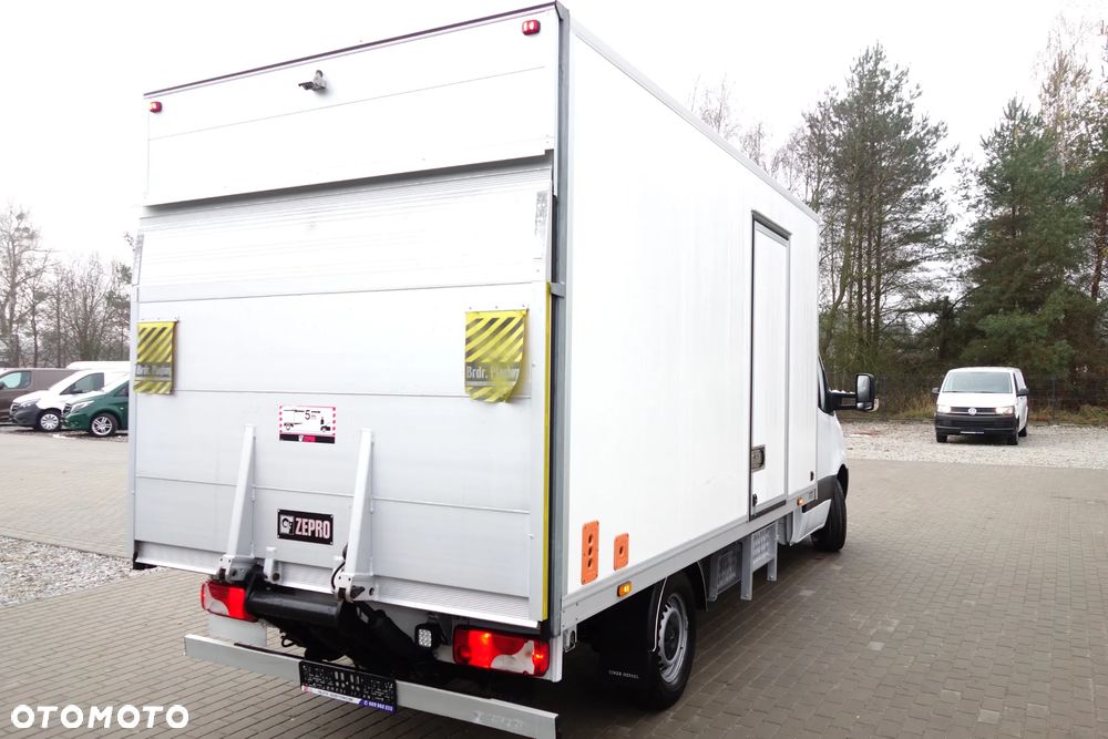 Mercedes-Benz Sprinter 3.0 CDI Automat 190 KM Kontener +Winda  750 kg. - 3