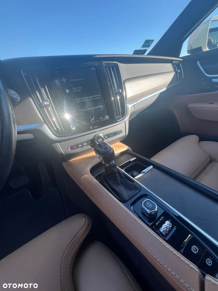 Volvo V90 D5 AWD Inscription - 10
