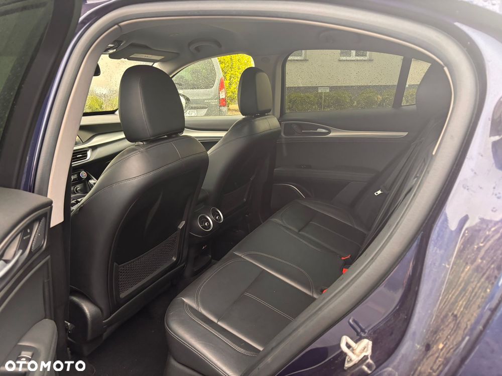 Alfa Romeo Stelvio 2.0 Turbo Executive Q4 - 7