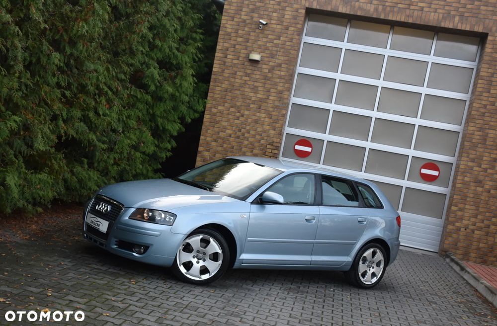 Audi A3 Sportback 2.0 TDI Ambiente - 25