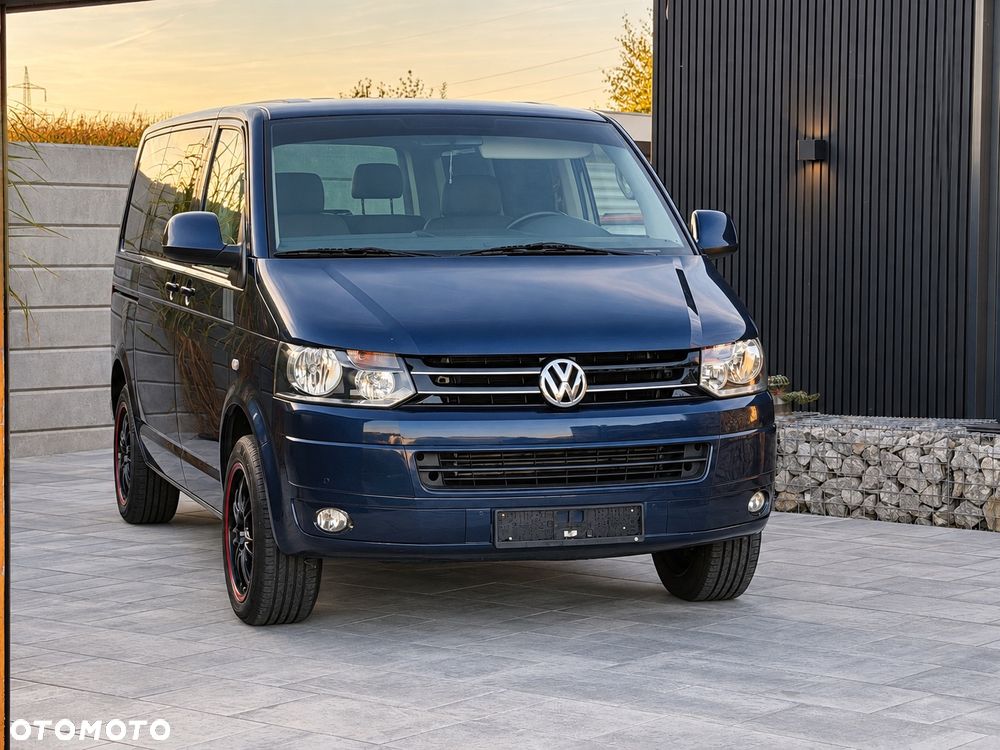 Volkswagen Multivan - 8