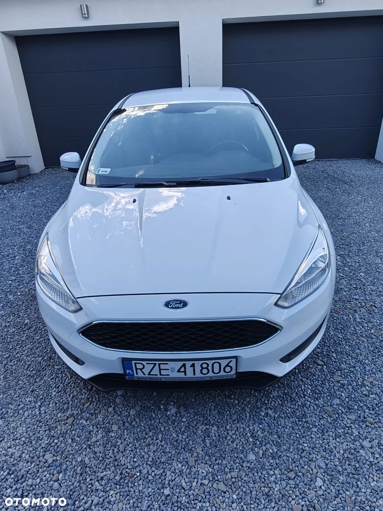 Ford Focus 1.6 Trend - 5