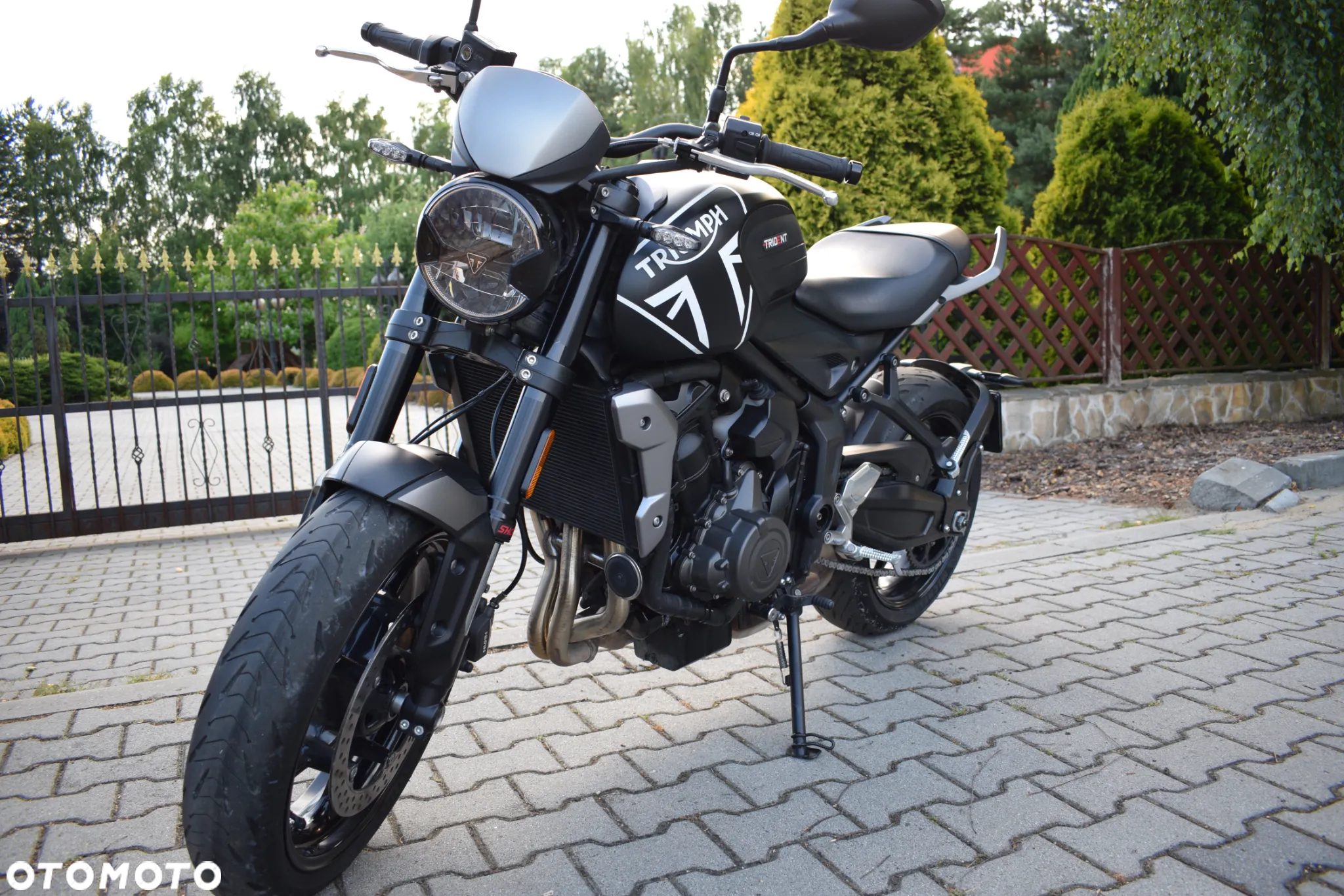 Triumph Trident - 14