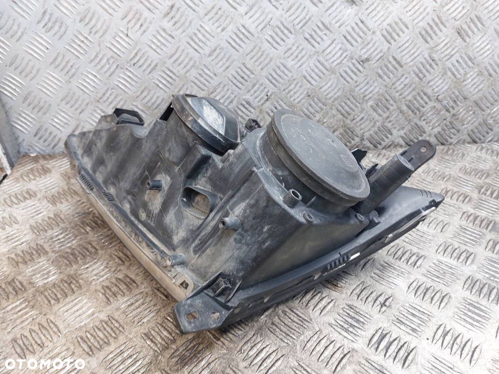 LAMPA PRAWY PRZÓD OPEL VECTRA C SIGNUM HELLA EU - 5