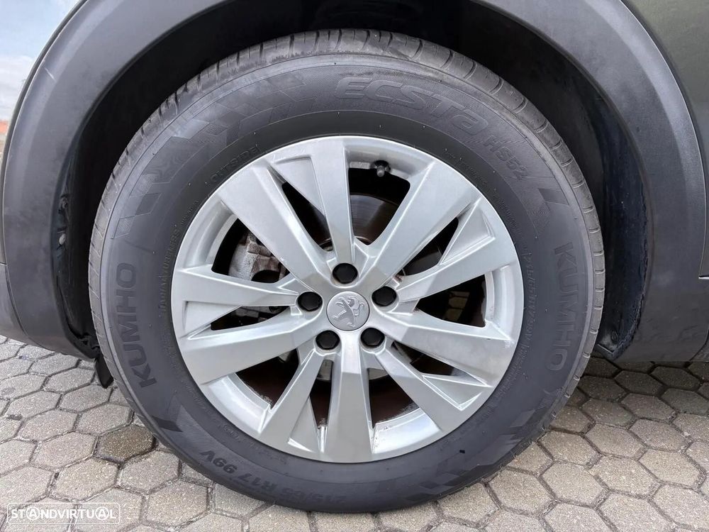 Peugeot 3008 1.2 PureTech Allure EAT8 - 12
