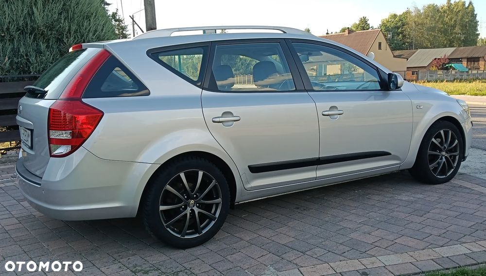 Kia Ceed 1.6 Comfort + - 7