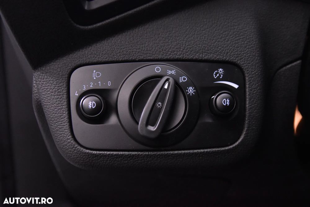 Ford Kuga 2.0 TDCi 2x4 Aut. ST-Line - 15