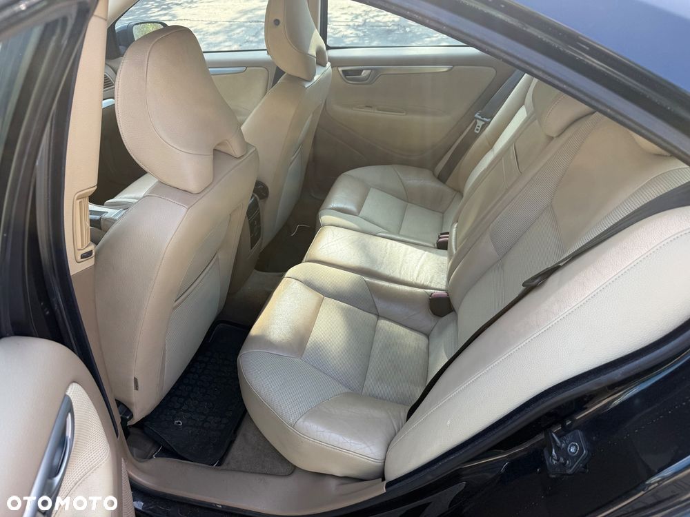 Volvo S60 - 6