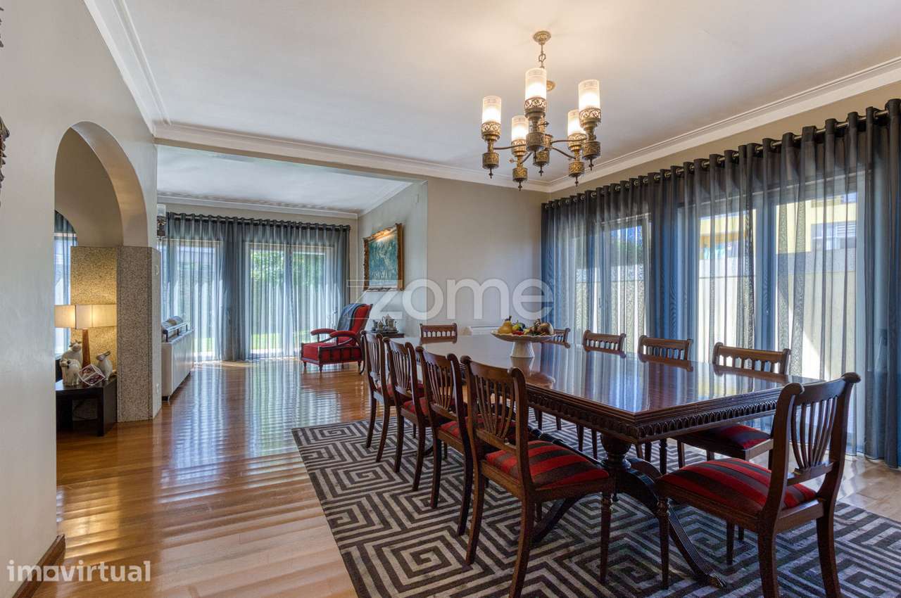 Moradia T4 +2, 1 suite, 2 pisos, 717m², poço, Oliveira do Douro. Ga... - Grande imagem: 5/47