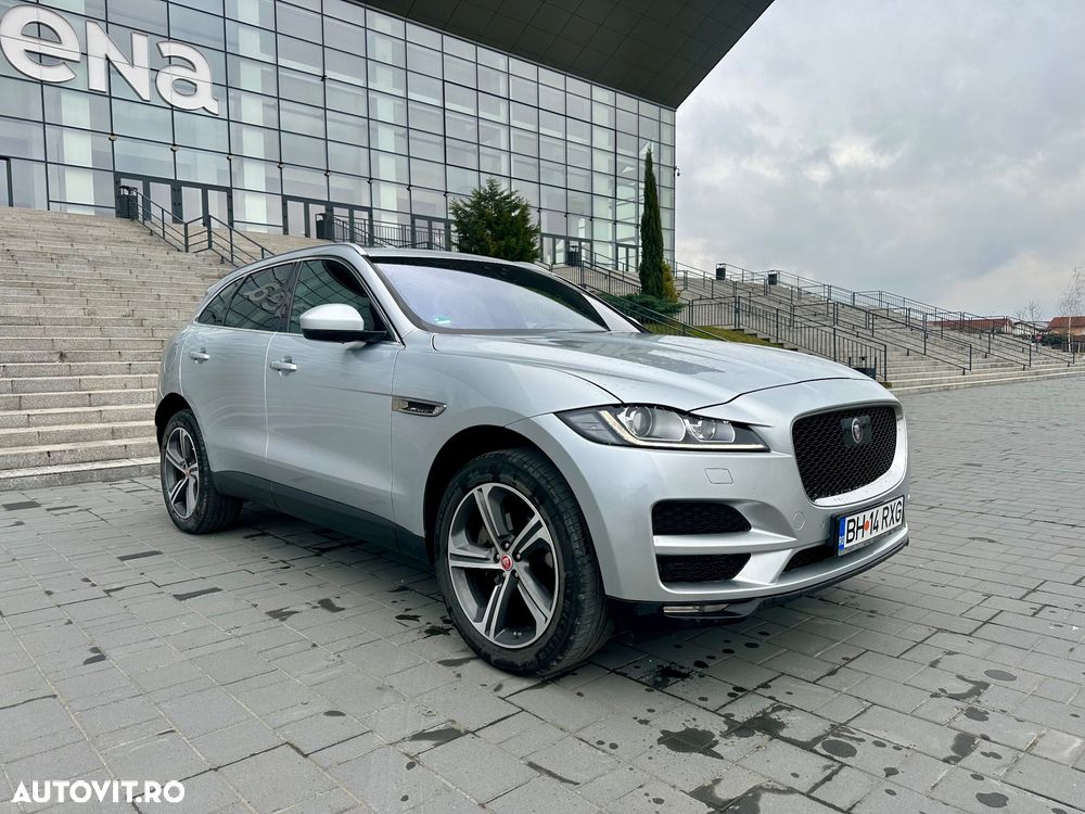 Jaguar F-Pace - 11