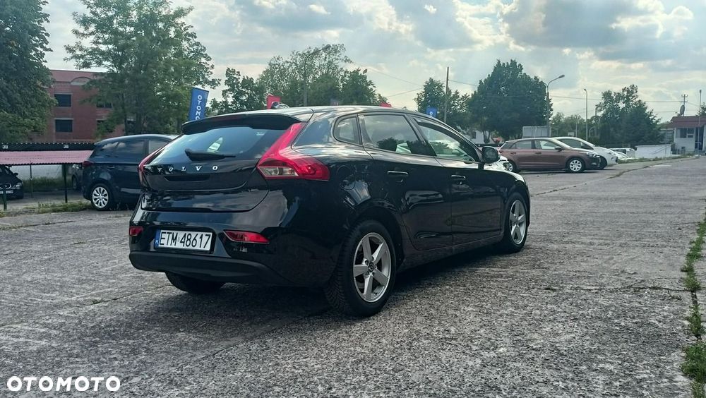 Volvo V40 - 9