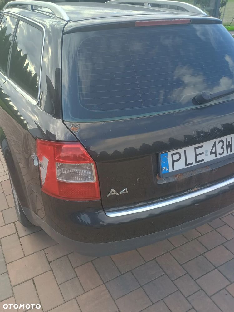 Audi A4 Avant - 4