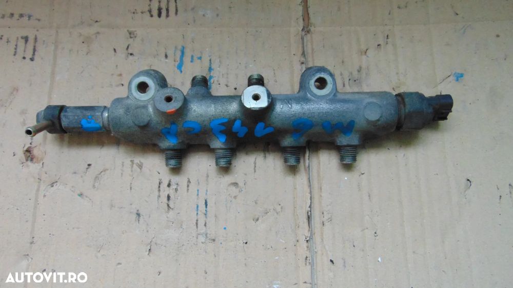 Rampa injectoare Mazda 6 2.0Diesel RF7J 143 CP an 2007 - 3