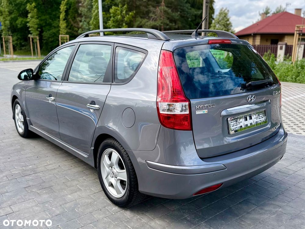 Hyundai i30 1.6 CRDi Blue Comfort - 2