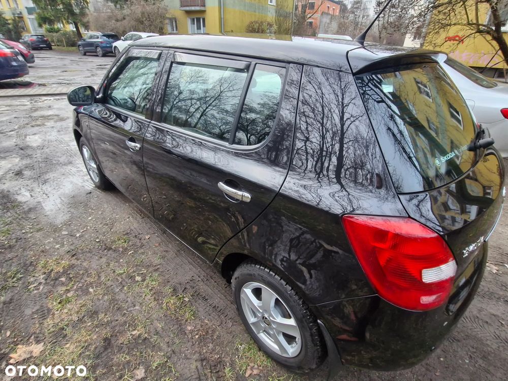 Skoda Fabia 1.4 16V Family - 9