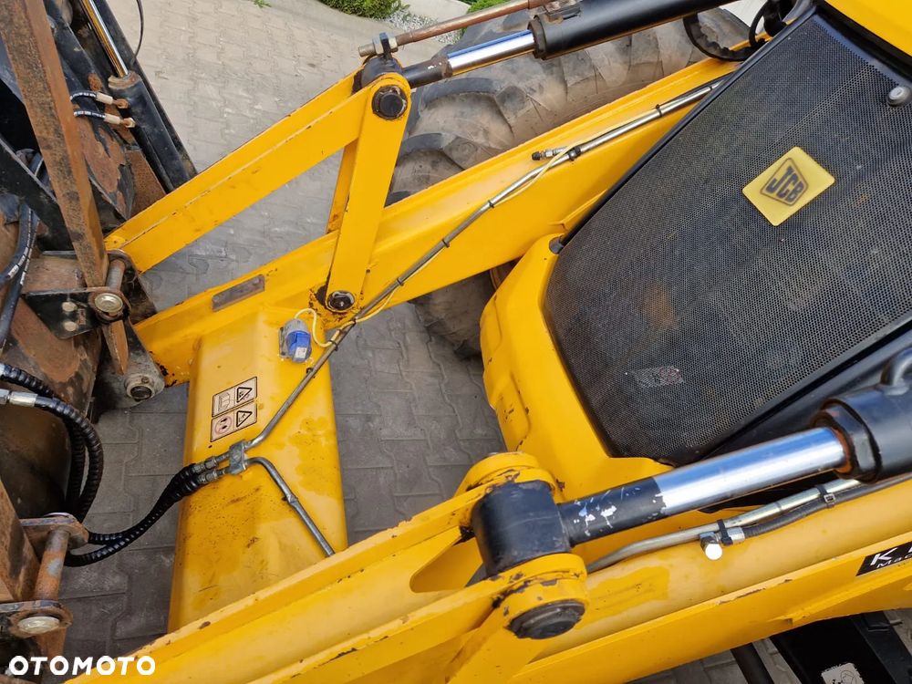 JCB 4CX * 2016r. * 110KM * Torquelock * Powershift * - 39