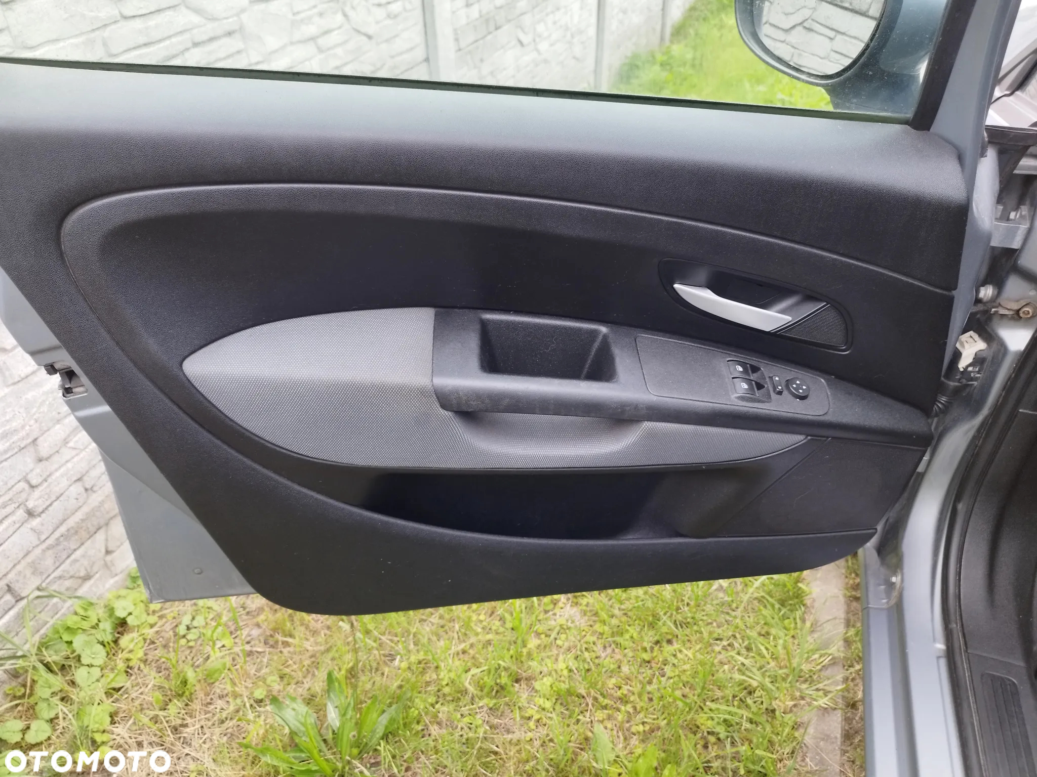Fiat Grande Punto - 7