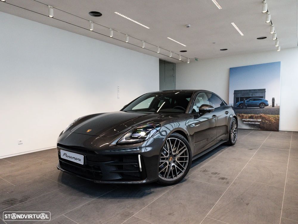 Porsche Panamera - 12