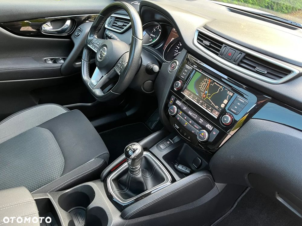 Nissan Qashqai 1.3 DIG-T N-Connecta - 14