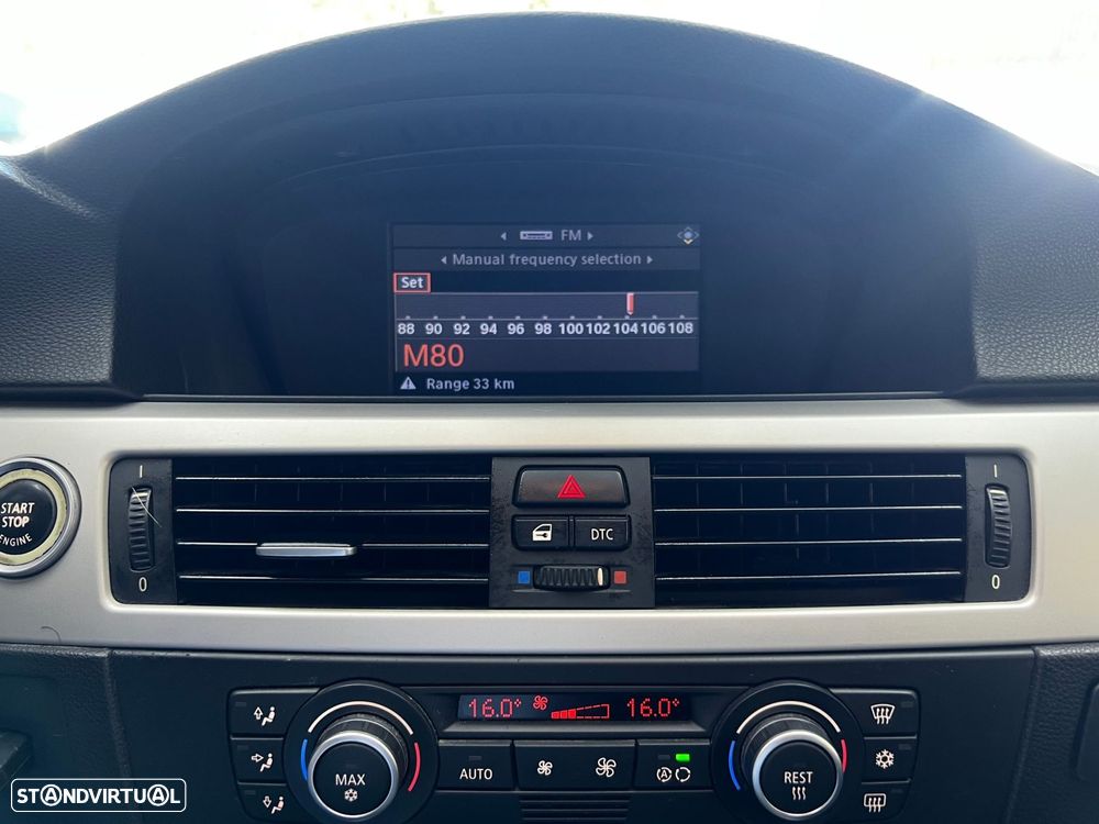 BMW 318 d Navigation - 24