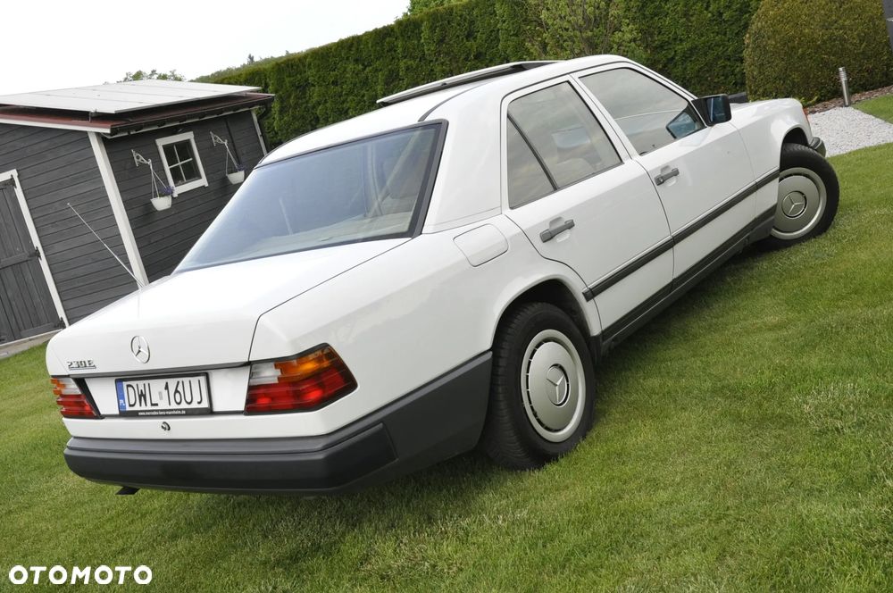 Mercedes-Benz W124 (1984-1993) - 9