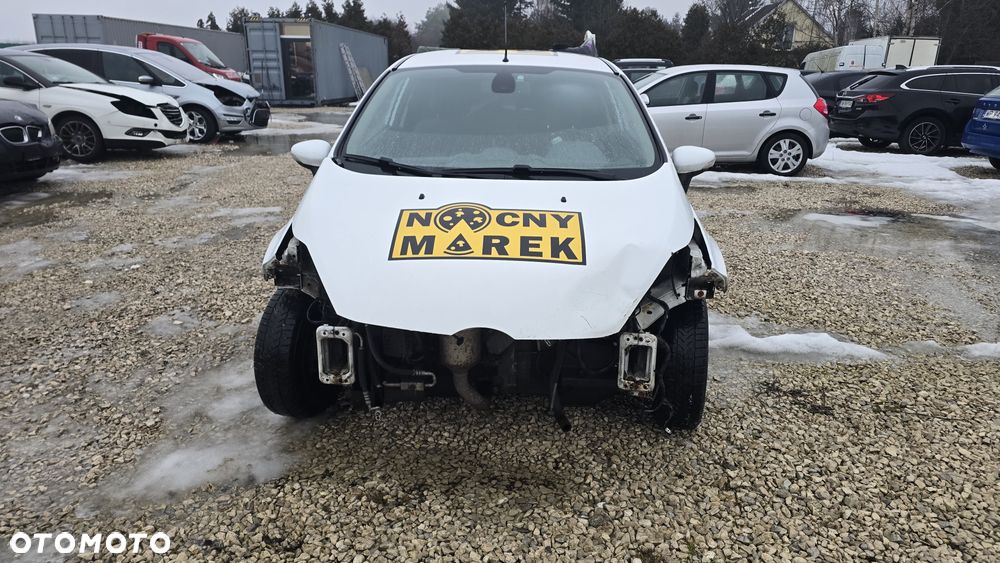 Ford Fiesta 1.4 TDCi Ambiente - 4