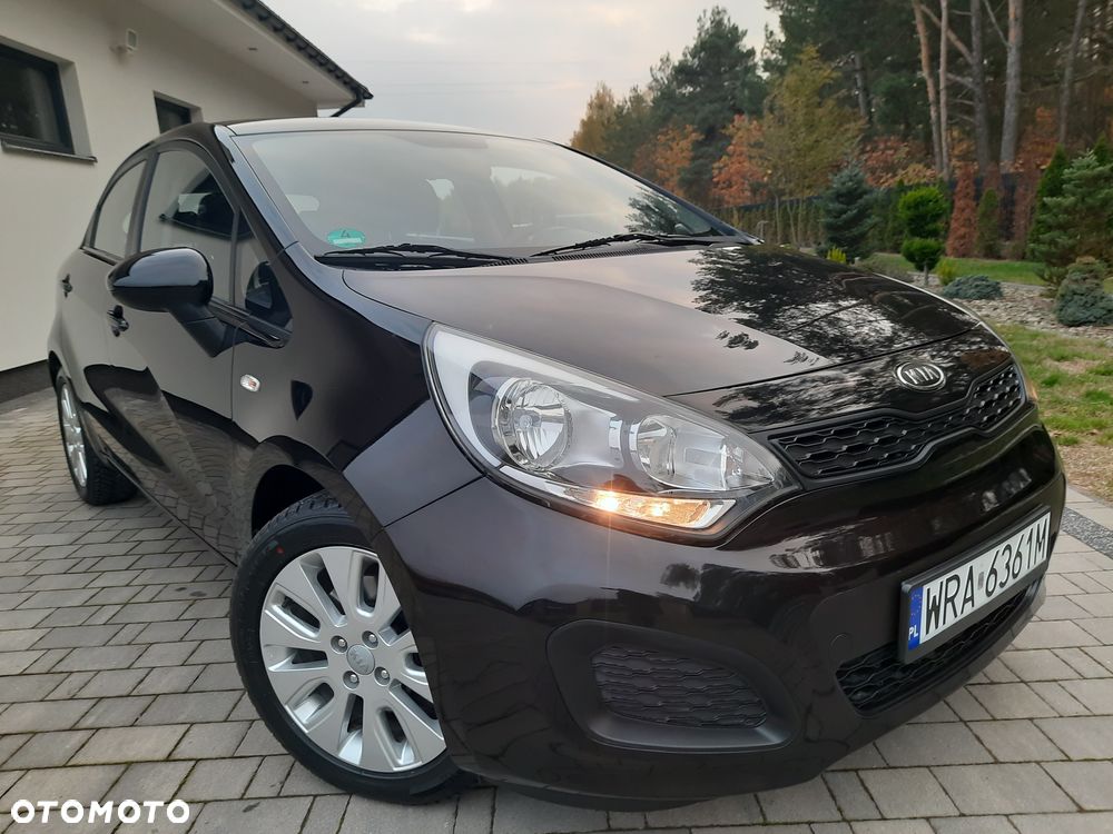 Kia Rio - 1