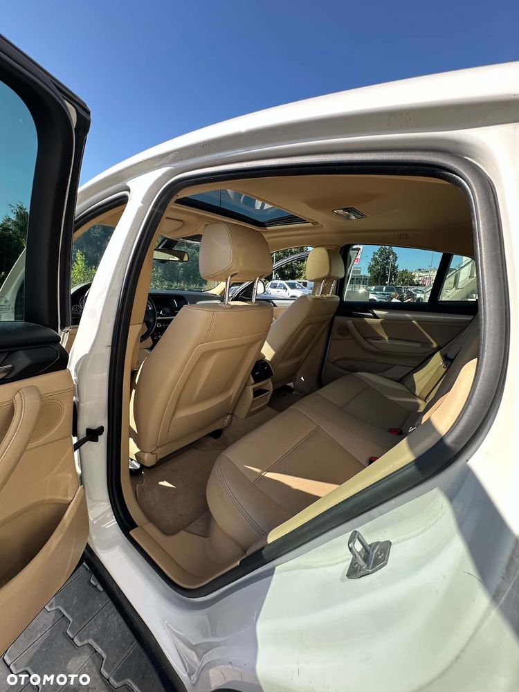 BMW X4 - 4
