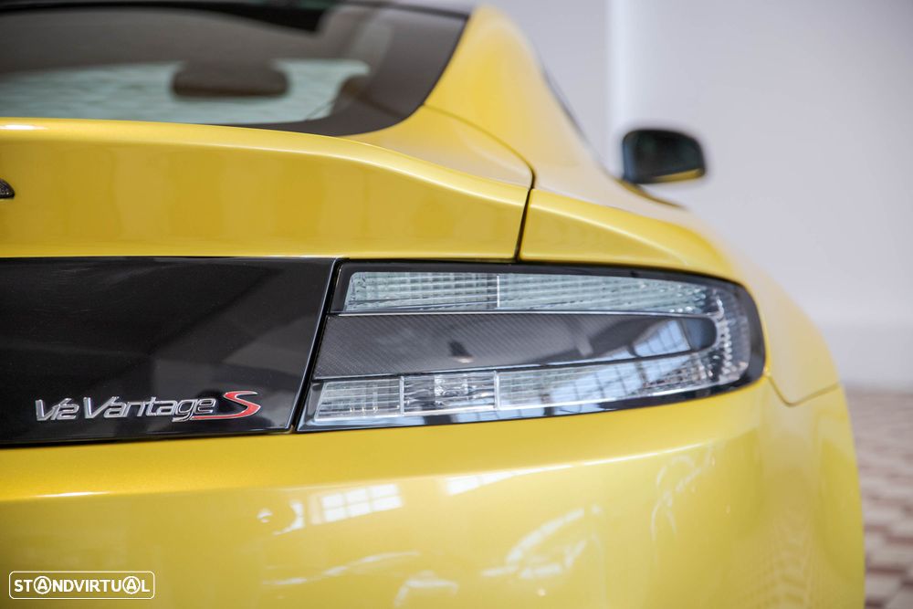 Aston Martin Vantage Coupe V12 S Sportshift 3 - 8