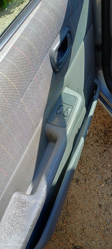 Fiat Punto 75 SX - 12