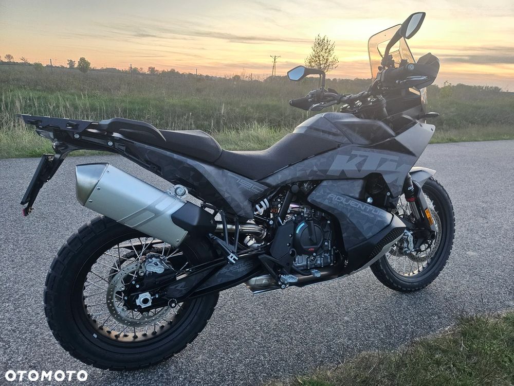 KTM Adventure - 12