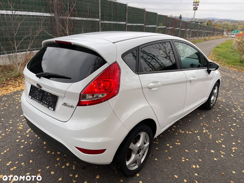 Ford Fiesta 1.25 Champions Edition - 3