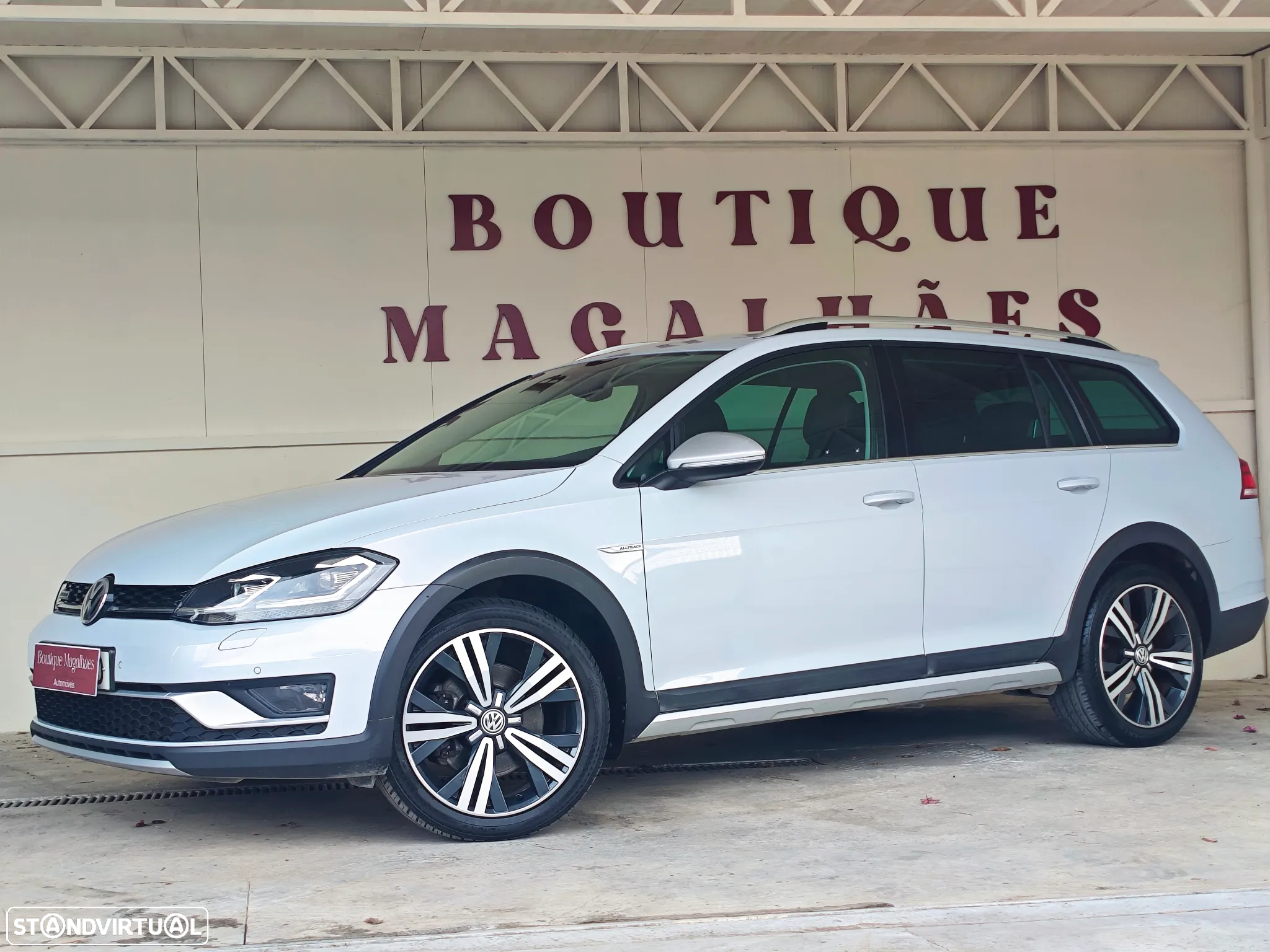 VW Golf Alltrack 1.8 TSI 4Motion BlueMotion Techn DSG - 2