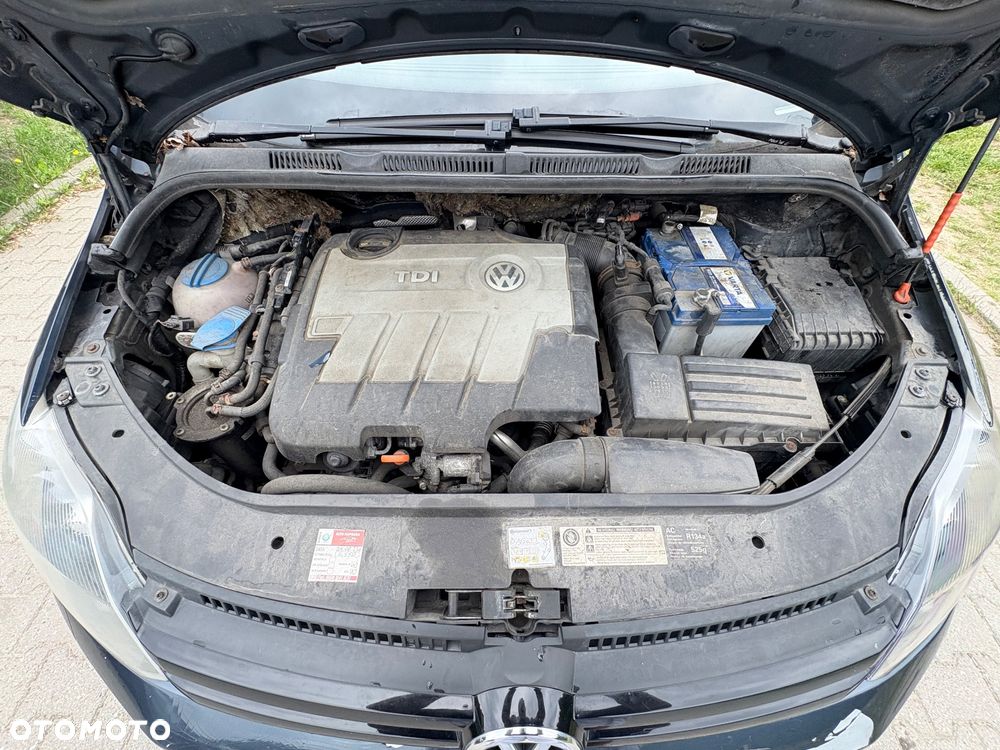 Volkswagen Golf Plus 2.0 TDI DPF Comfortline - 21