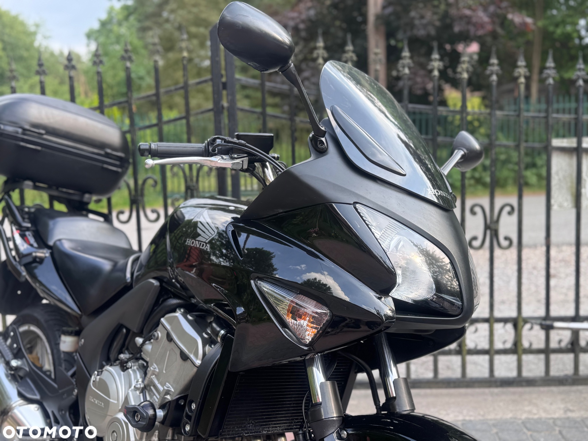 Honda CBF - 11