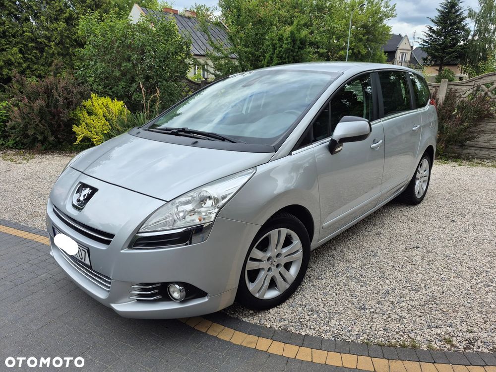 Peugeot 5008 HDI FAP 150 Family Plus - 4