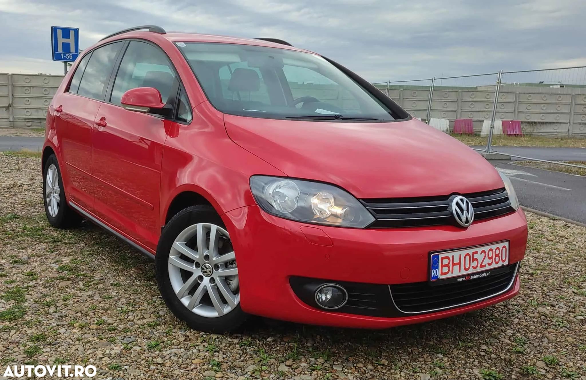 Volkswagen Golf Plus 1.6 TDI DPF BMT Highline - 1