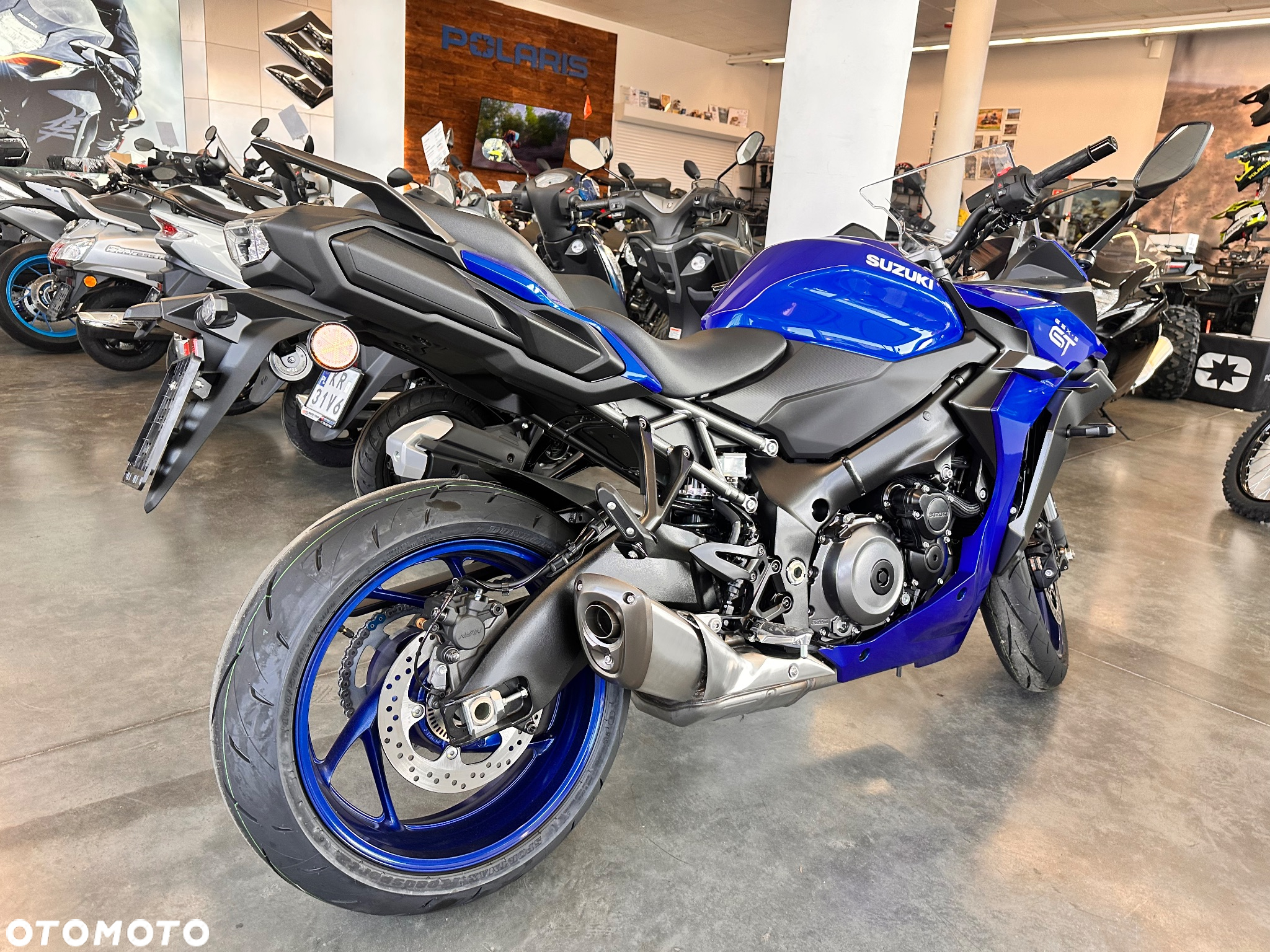 Suzuki GSX 1000 - 5