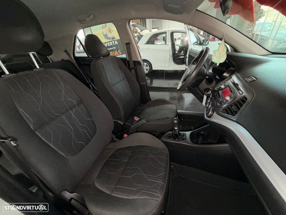 Kia Picanto 1.0 CVVT TX Prime - 17