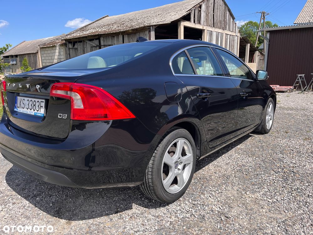 Volvo S60 D3 Geartronic Momentum - 10