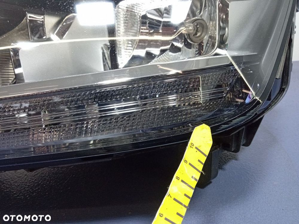 AUDI Q2 REFLEKTOR LEWY LAMPA PRZEDNIA EU  81A941003 - 9