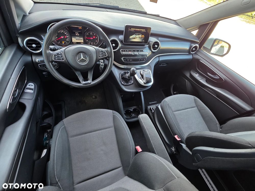 Mercedes-Benz Klasa V 220 CDI (d³ugi) - 13