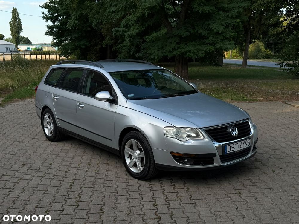 Volkswagen Passat 1.9 TDI Comfortline - 4