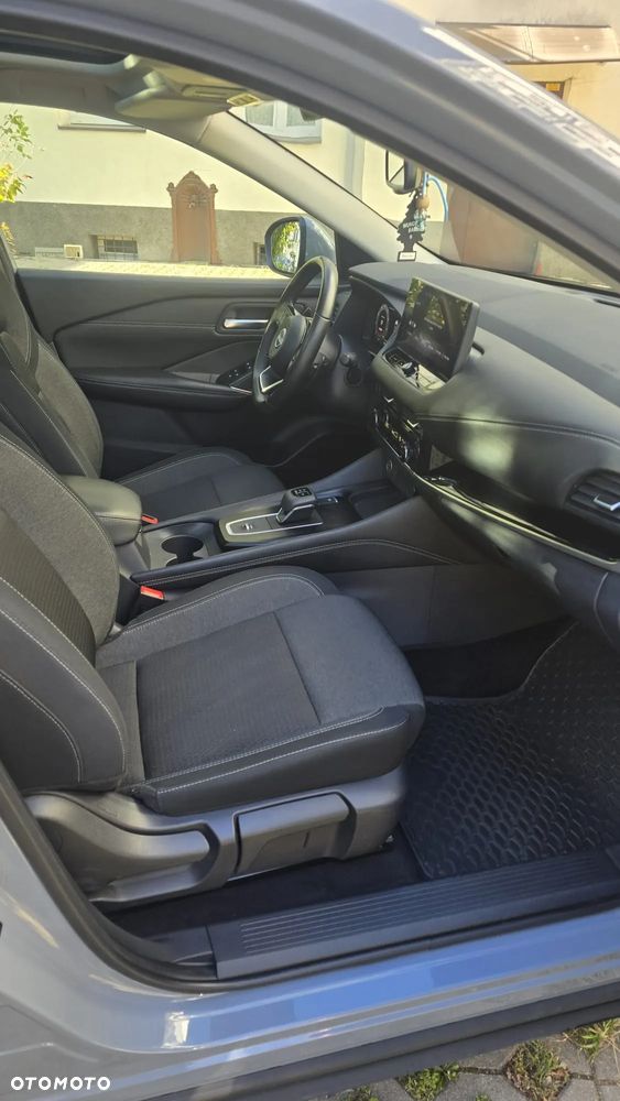 Nissan Qashqai 1.3 DIG-T N-Connecta DCT - 13