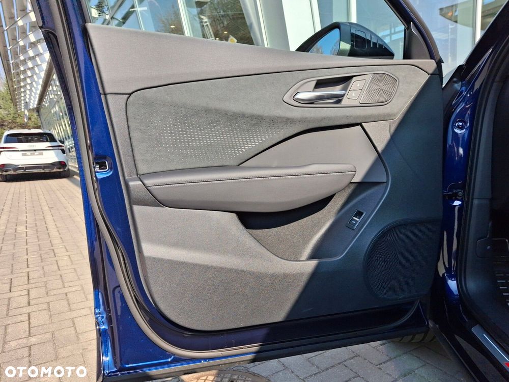 Audi Q3 Sportback - 11